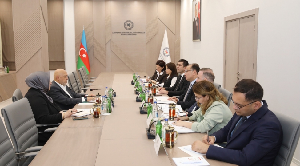 azerbaycan-ve-turkiyenin-hemkarlar-ittifaqlari-arasinda-munasibetler-genishlenir