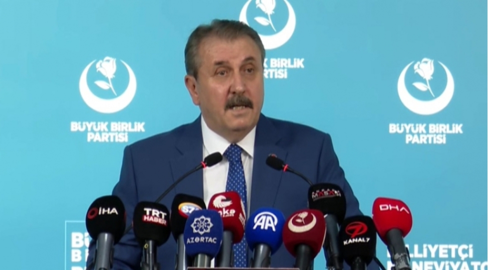 azerbaycanin-musteqilliyi-turk-dunyasinin-azadliq-meshelidir-mustafa-destici