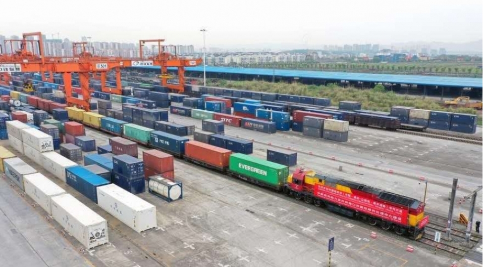 chinden-yeni-marshrut-uzre-azerbaycana-multimodal-yuk-dashimalarina-start-verilib