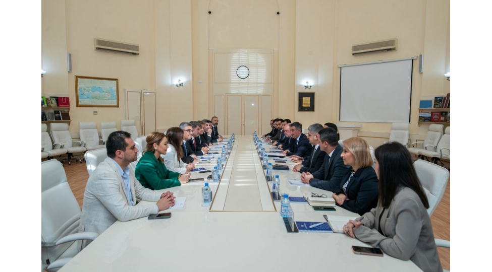 agentlikde-turkiye-azerbaycan-ish-adamlari-ve-senayechileri-ictimai-birliyinin-numayendeleri-ile-gorush-kechirilib