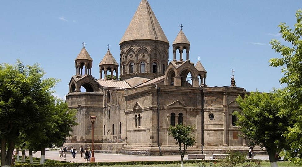 nehayet-echmiedzin-murdarlilgin-zencirinden-qurtulacaqmi