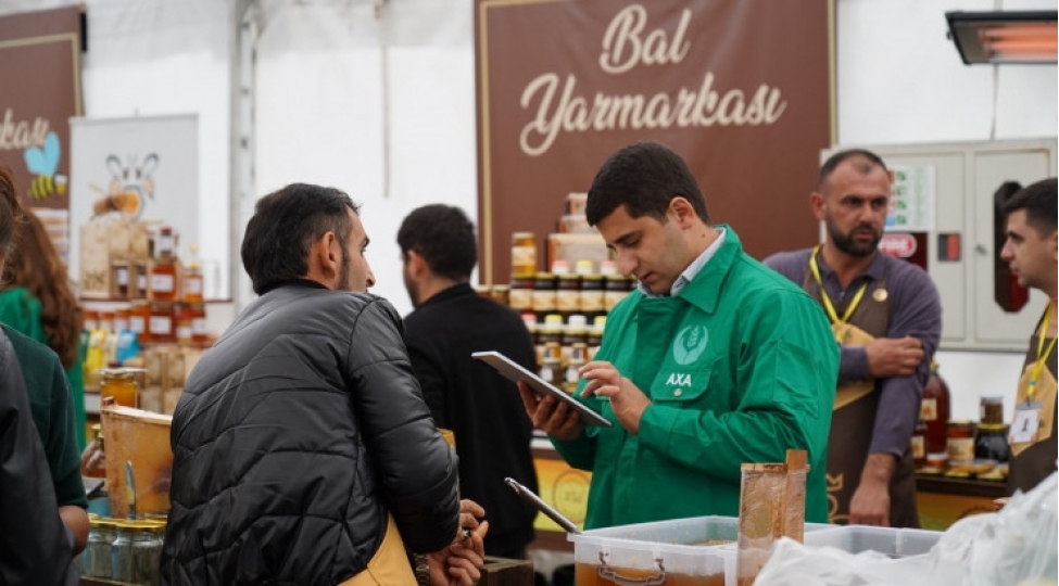 yarmarkada-ishtirak-eden-arichilarin-telim-ehtiyaclari-mueyyenleshib