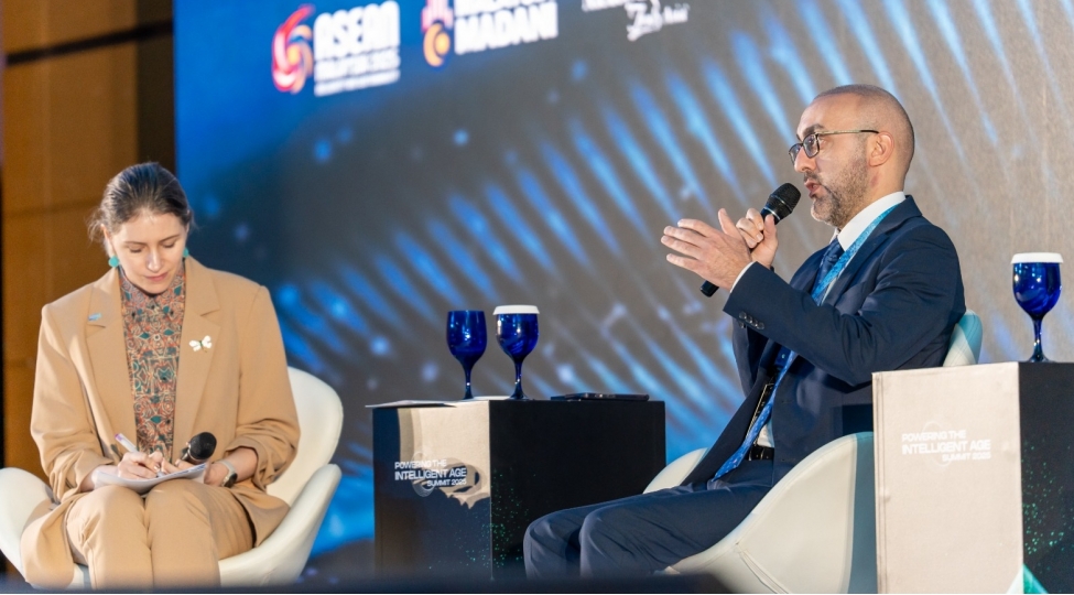 4sim-in-numayende-heyeti-malayziyada-dunya-iqtisadi-forumunun-regional-tedbirinde-ishtirak-edib