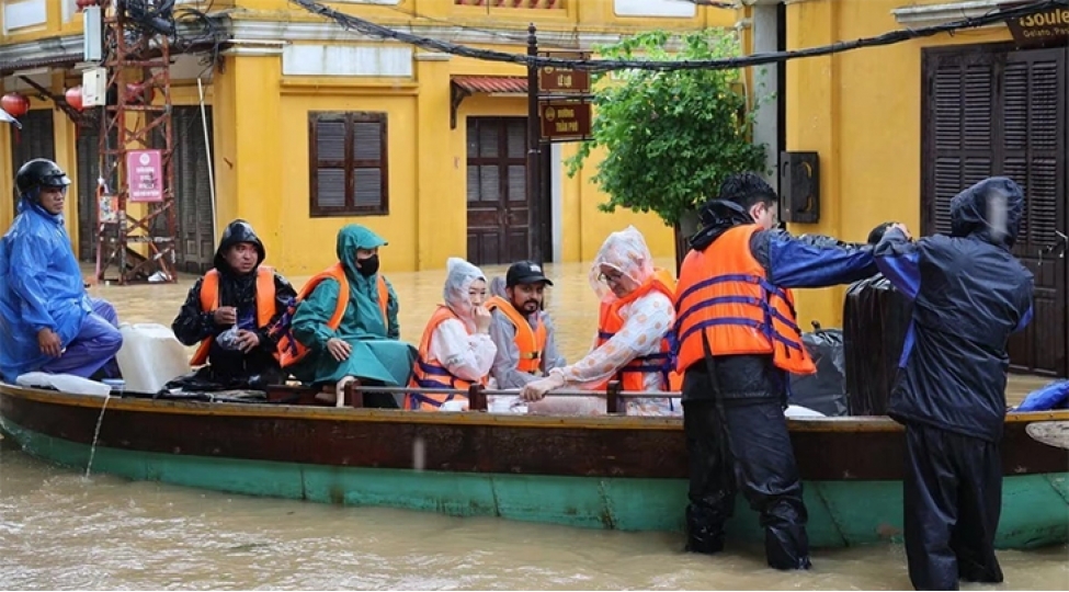 vyetnamda-dashqinlar-28-neferin-olumune-sebeb-olub