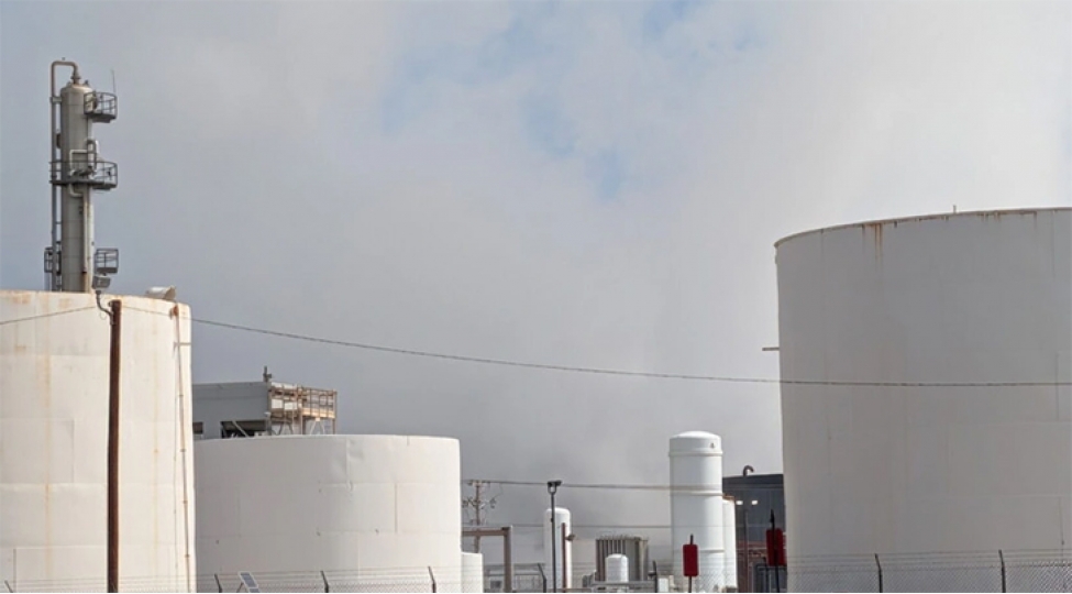 absh-da-neft-emali-zavodunda-partlayish-bash-verib