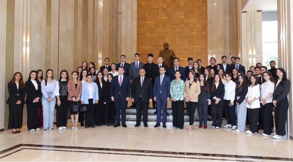 anar-nagiyev-yap-in-genc-feallari-ile-gorush-kechirib