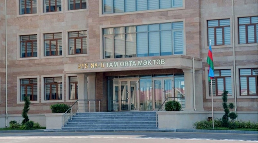 bakida-mekteb-direktoru-ile-muellim-arasinda-qalmaqal