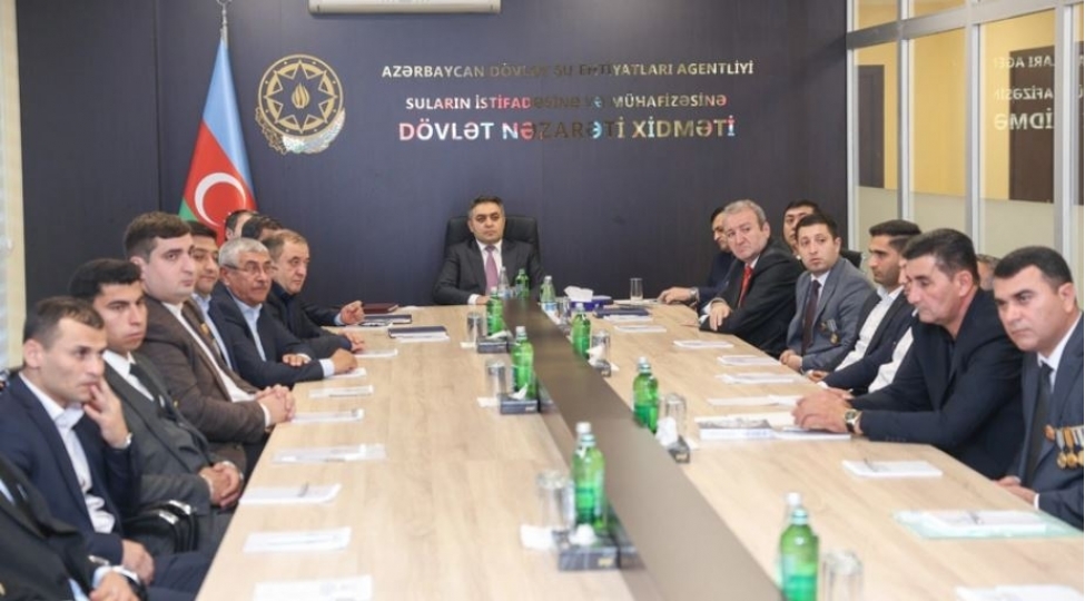 dovlet-xidmetinde-shehid-aileleri-qaziler-ve-veten-muharibesi-ishtirakchilari-ile-gorush-kechirilib