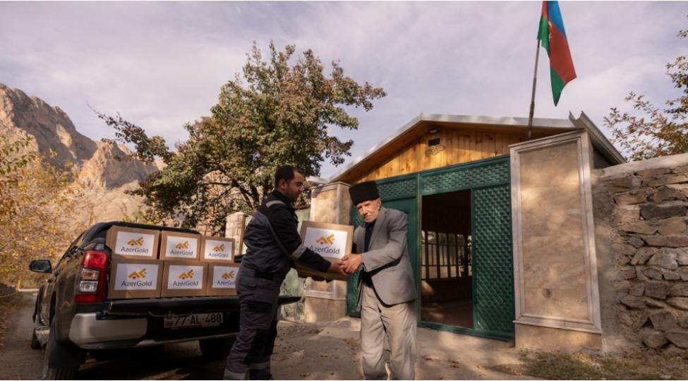 azergold-terefinden-naxchivanda-azteminatli-ailelere-bayram-sovqati-teqdim-edilib
