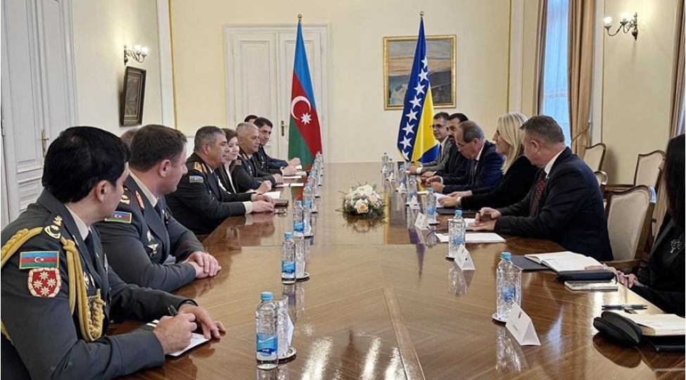 azerbaycan-mudafie-naziri-bosniya-ve-herseqovinaya-sefer-edib