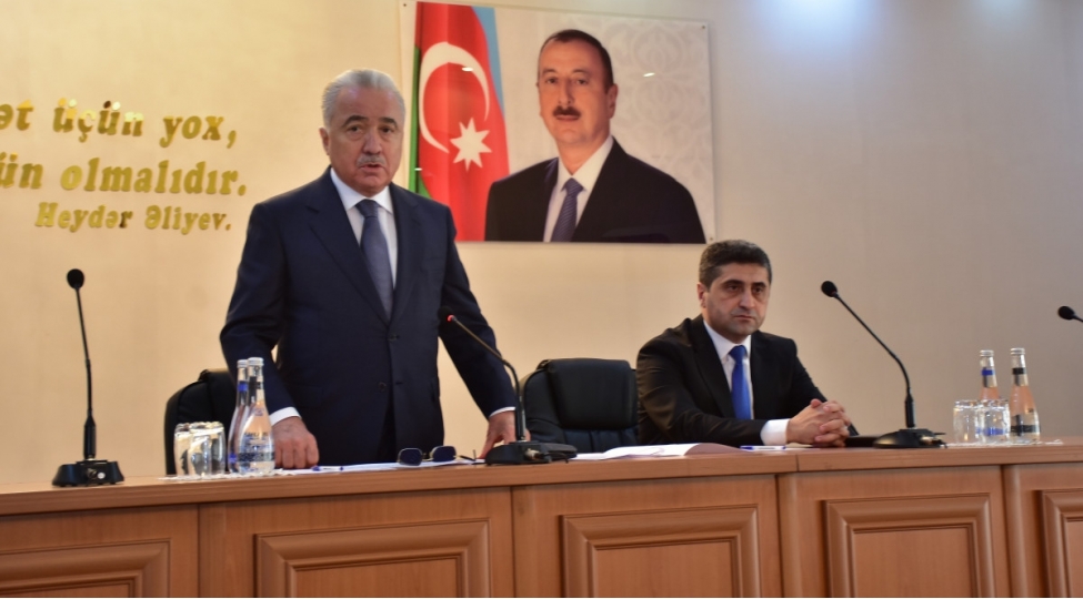 qaxin-yeni-icra-bashchisi-kollektive-teqdim-edilib