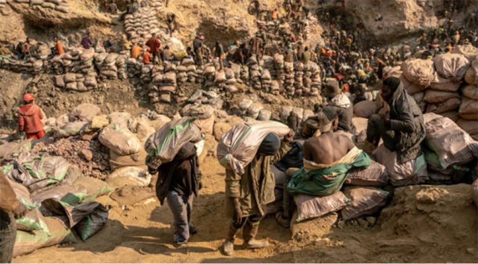 konqoda-mis-medeni-chokub-onlarla-insan-olub