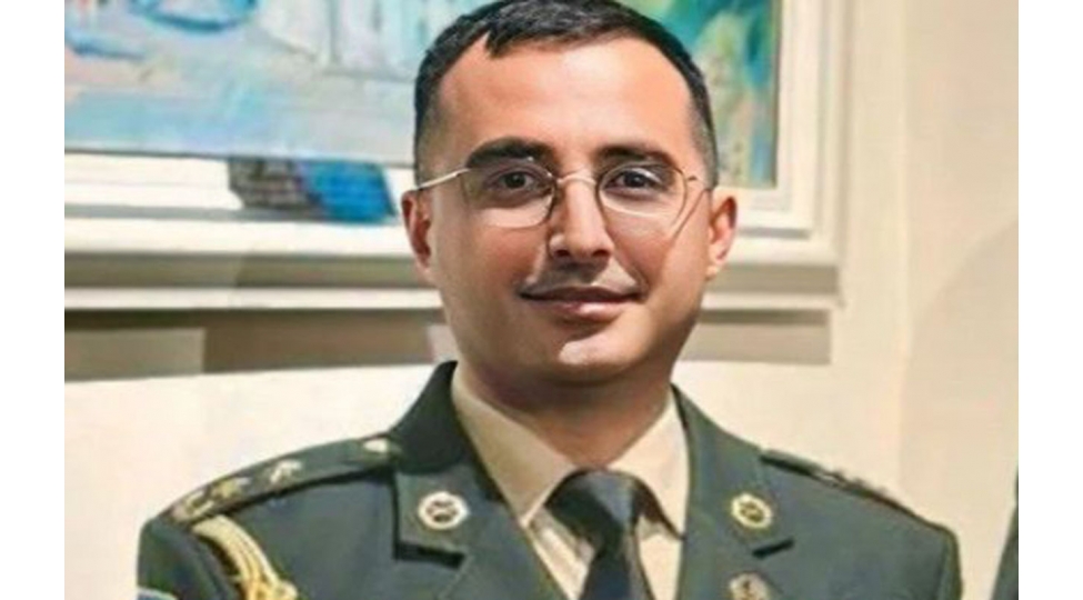 turkiyede-70-kiloqram-qizilla-saxlanilan-herbi-attashenin-kechmish-bash-komekchisinin-mehkemesi-bashlayib