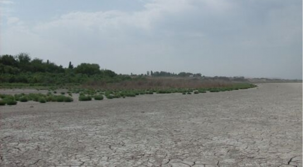 shirvanin-zumrudu-niye-yoxa-chixir