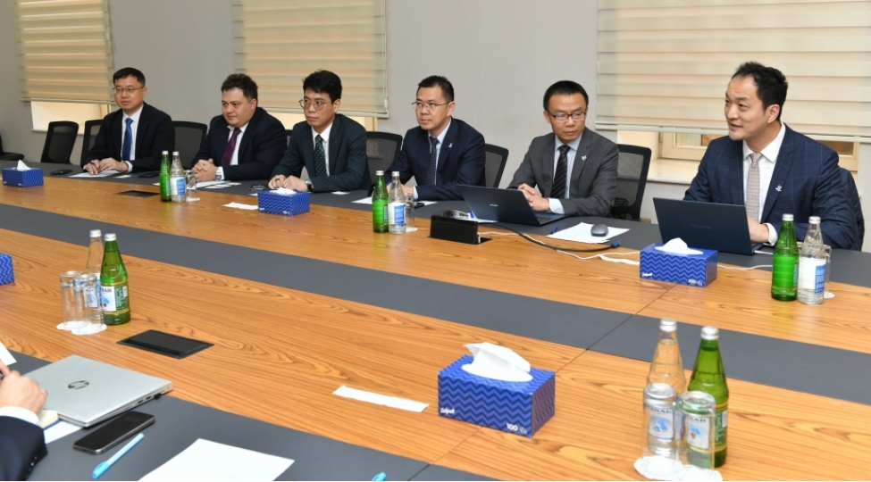 ikta-ve-huawei-arasinda-emekdashliq-imkanlari-muzakire-edilib