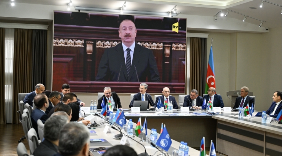 prezidentin-amea-nin-80-illik-yubileyindeki-chixishina-hesr-olunmush-deyirmi-masa-kechirilib