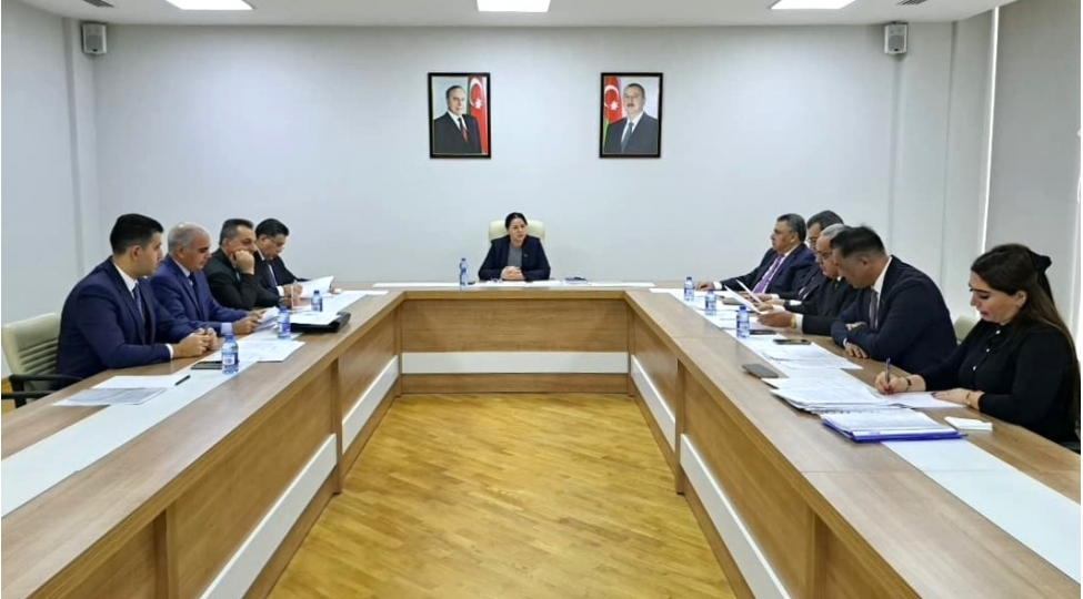 yap-teftish-komissiyasinin-iclasi-kechirilib-9