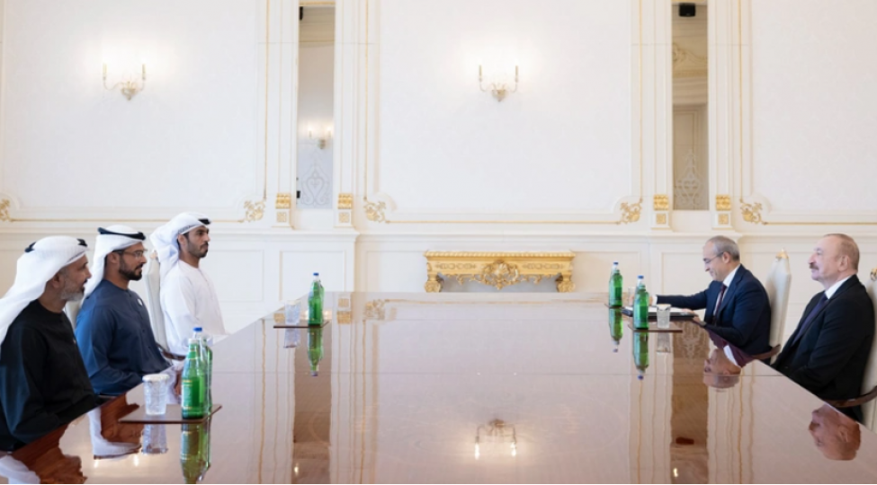 ilham-eliyev-birleshmish-ereb-emirliklerinin-bir-sira-shirketlerinin-rehberlerini-qebul-edib-yenilenib