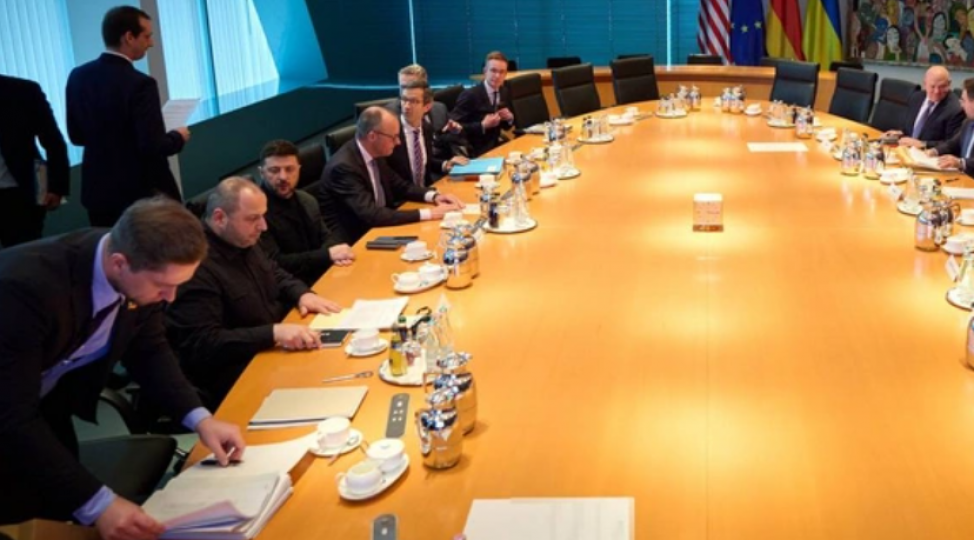 zelenski-vittkoff-ve-mertsin-gorushu-bashlayib