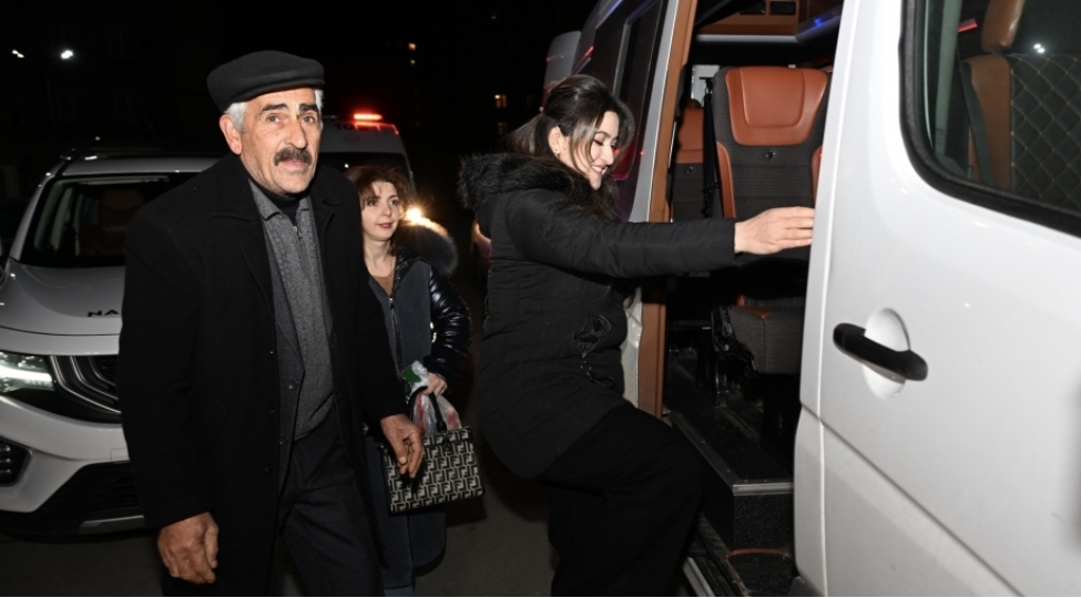 lachin-sheherine-xocavend-rayonun-hadrut-ve-qirmizi-bazar-qesebelerine-ve-agdamin-xidirli-kendine-koch-karvanlari-yola-salinib