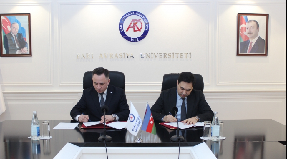 aqc-ile-baki-avrasiya-universiteti-arasinda-memorandum-imzalanib