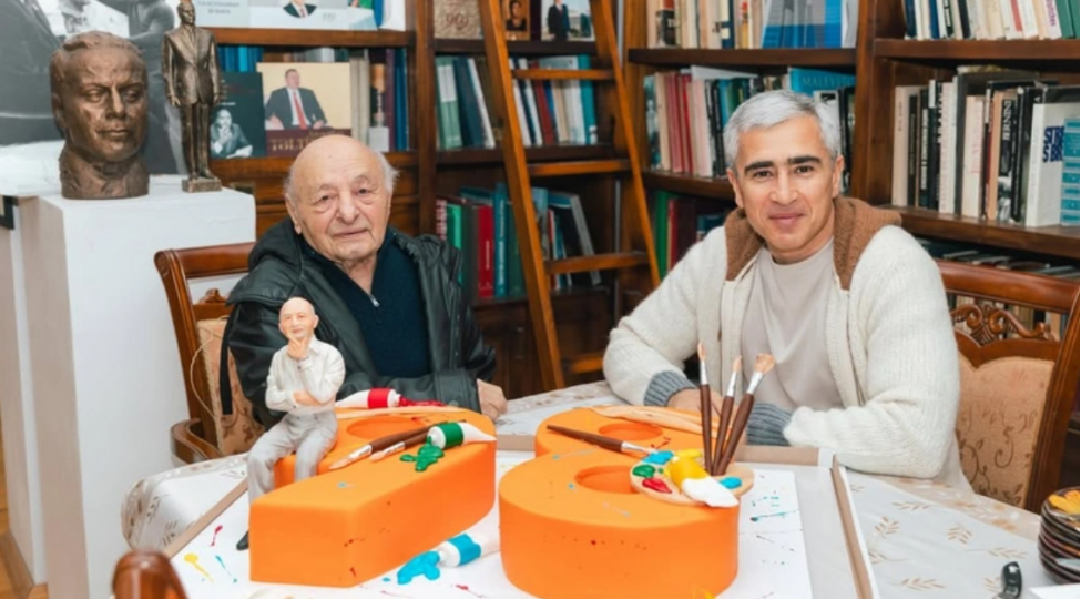 anar-elekberov-dogum-gununuz-mubarek-senetkar