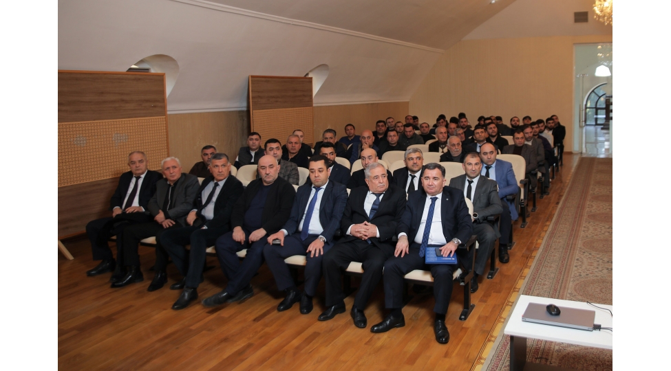 gence-sheherinde-sahibkarliq-subyektlerinin-numayendeleri-ile-maariflendirici-gorush-kechirilib