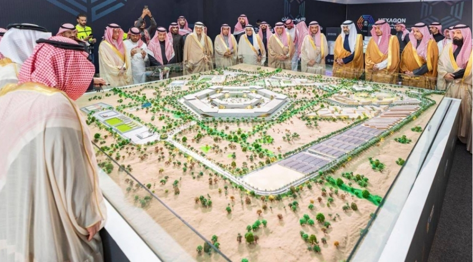 seudiyye-erebistani-dunyada-en-boyuk-hokumet-data-merkezinin-tikintisine-bashlayib