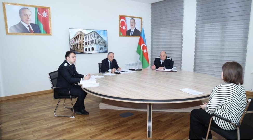 kamran-eliyev-pirallahida-vetendashlari-qebul-edib