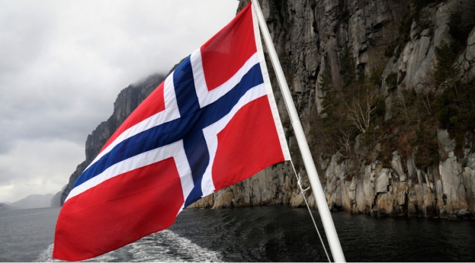 norvechde-immiqrasiya-muzakireleri-daha-da-qizishir