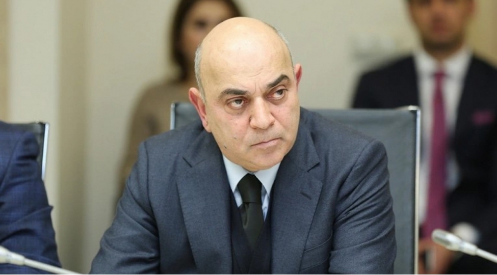 ady-nin-sedr-muavini-vezifesinden-azad-edilib