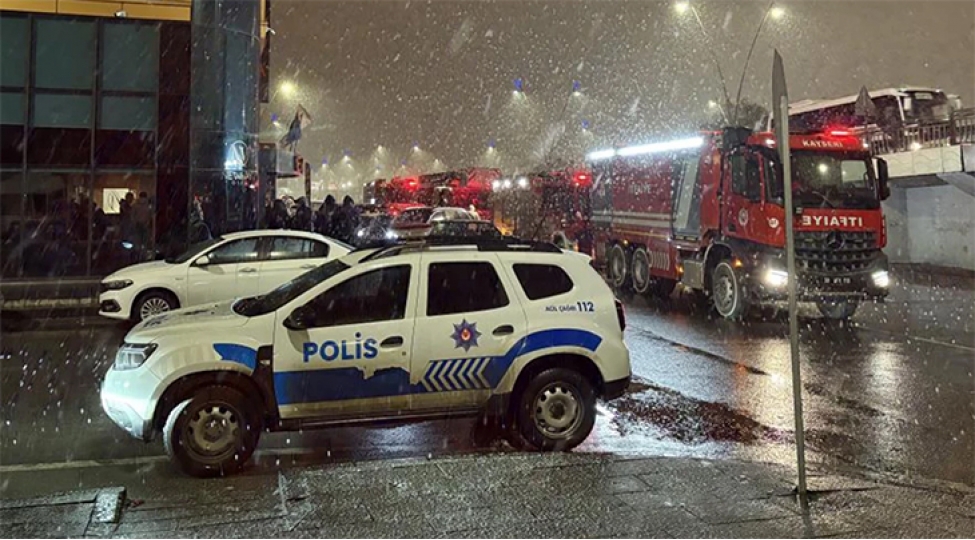 8-mertebeli-otelde-yangin-turkiyede