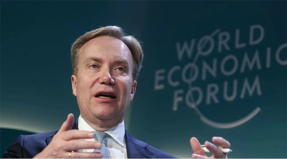 davos-forumunun-prezidenti-dunya-iqtisadiyyatinin-esas-problemini-achiqladi