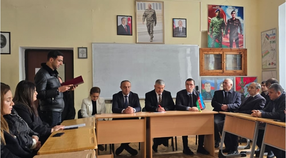 ulu-onder-heyder-eliyevin-gencler-siyaseti