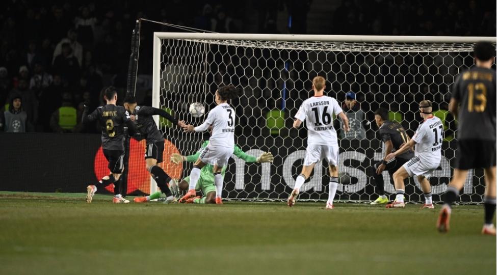 chempionlar-liqasi-qarabag-ayntraxt-oyununda-ilk-hisse-basha-chatib