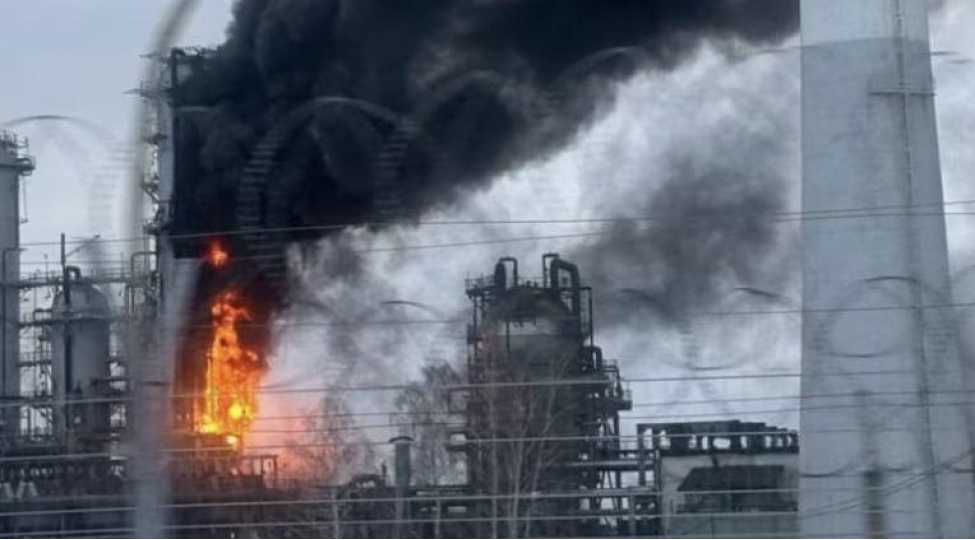 ukrayna-rusiyanin-penza-vilayetindeki-neft-bazasini-vurub