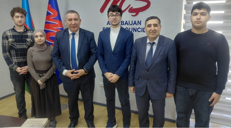 metbuat-shurasinda-maraqli-gorush