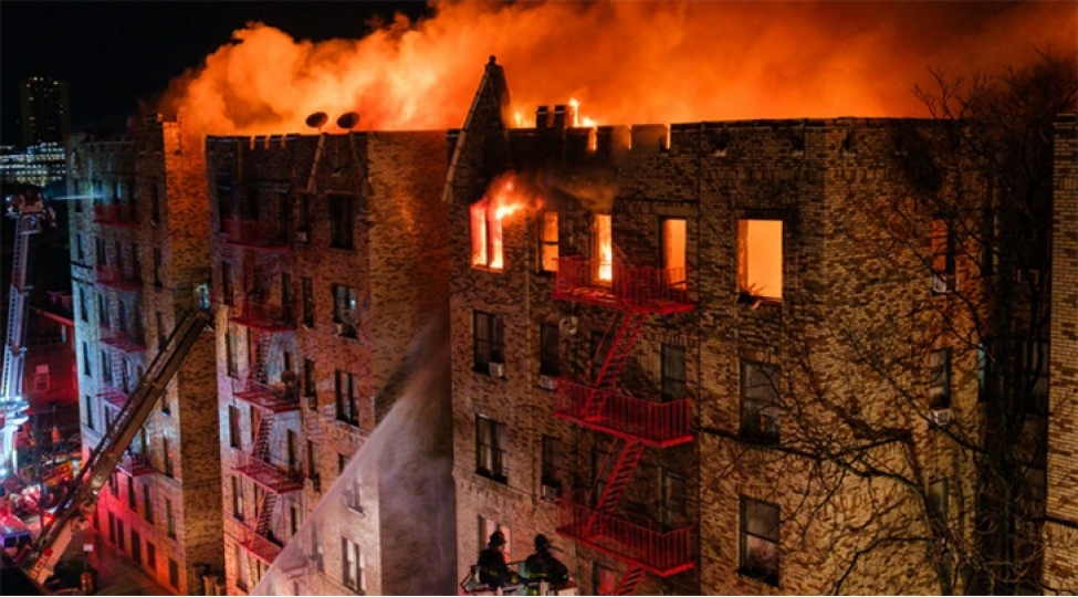 nyu-yorkda-binada-partlayish-olub-olen-ve-yaralilar-var