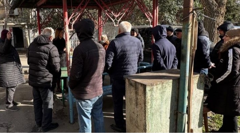 konul-nurullayeva-novbeti-seyyar-qebulunu-kechirib-3