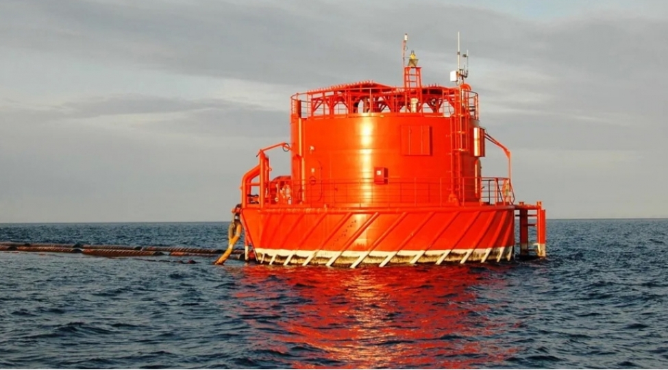 xezer-boru-kemeri-konsorsiumu-iki-yanalma-qurgusundan-eyni-vaxtda-neftin-yuklenmesini-berpa-edib