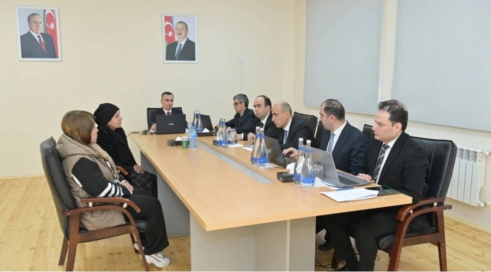 emin-emrullayev-kurdemirde-vetendash-qebulu-kechirib