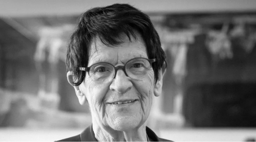 almaniya-bundestaqinin-sabiq-sedri-vefat-edib