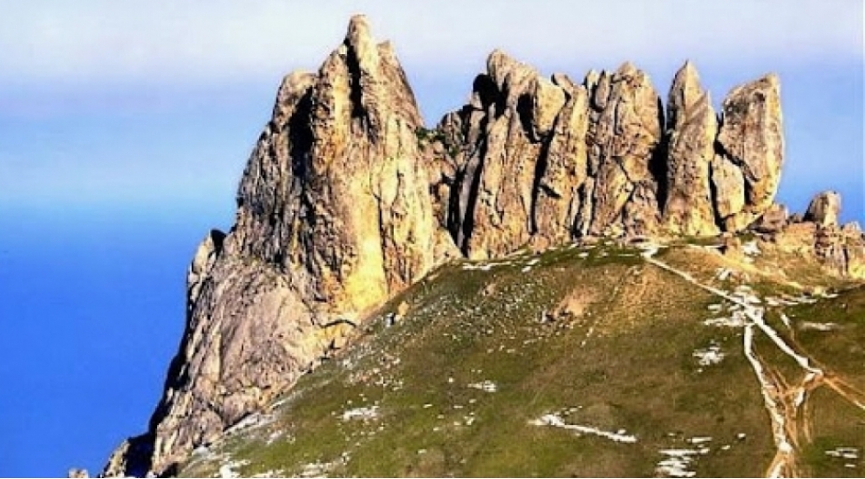 beshbarmaq-dagi-turizm-uchun-gozel-mekandir