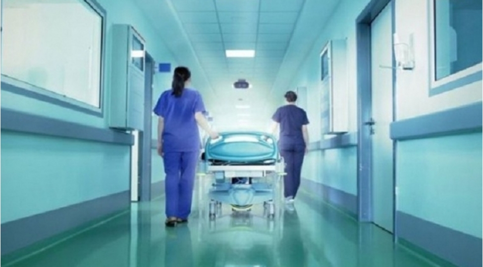 liseyde-gullelenen-qadin-muellim-bu-xestexanaya-yerleshdirildi