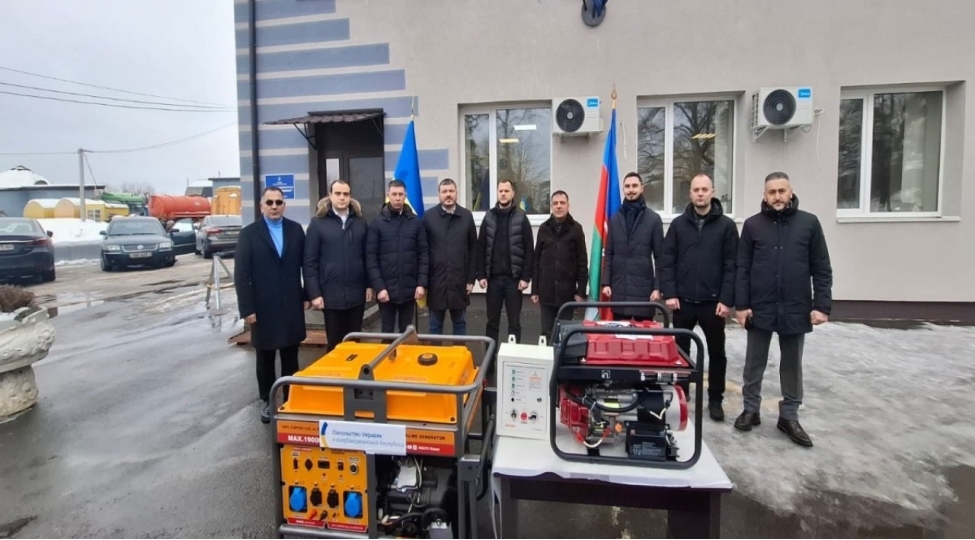 azerbaycandan-ukraynaya-generatorlar-gonderildi
