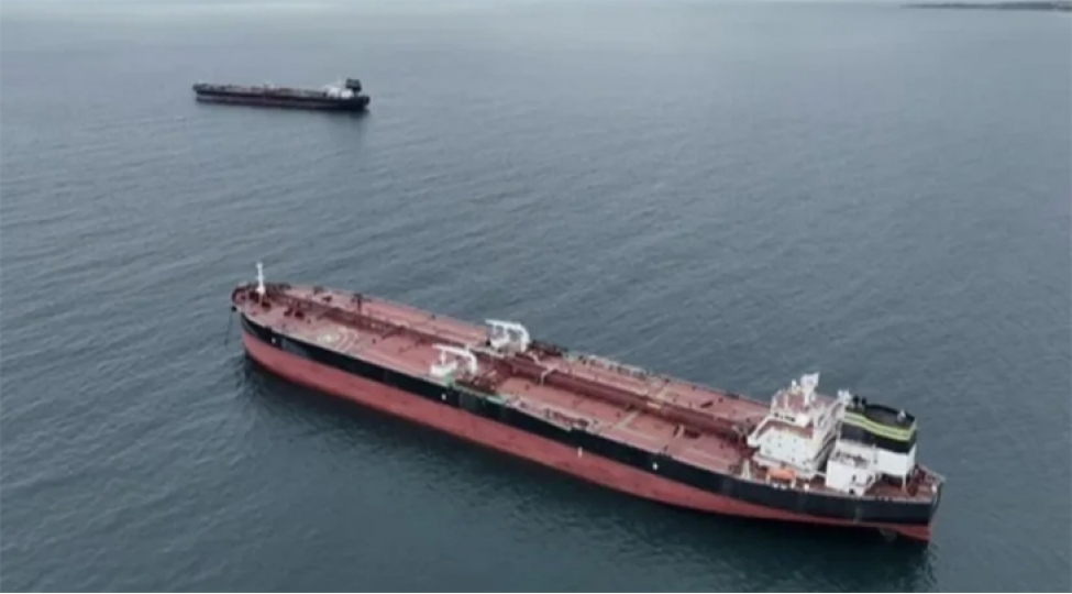 absh-hind-okeaninda-daha-bir-tankeri-ele-kechirib