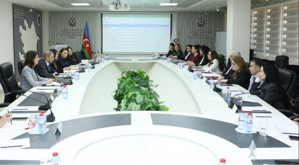 iitkm-de-gender-beraberliyi-uzre-milli-fealiyyet-planina-dair-indikativ-planlama-meseleleri-muzakire-olunub