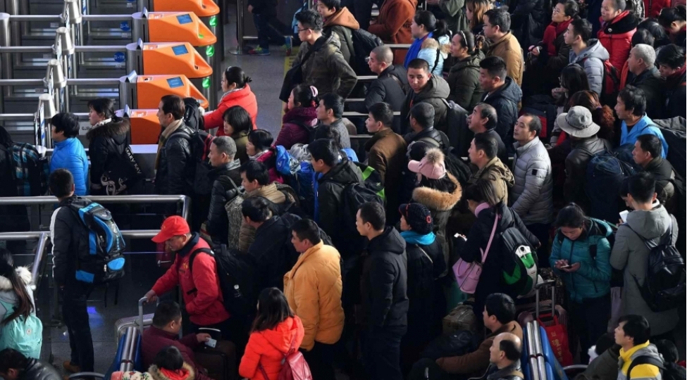 chinde-gundelik-seyahet-sayinda-yeni-rekord-qeyde-alinib-350-milyon