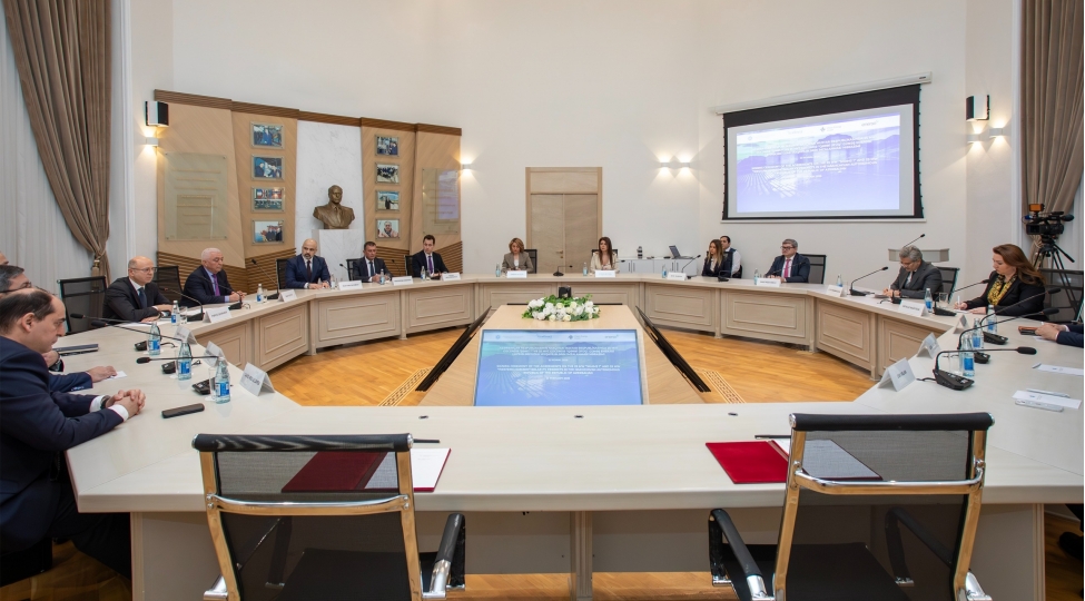 naxchivanda-umumi-gucu-50-mvt-olan-gunesh-elektrik-stansiyalari-layiheleri-uzre-muqavileler-imzalanib