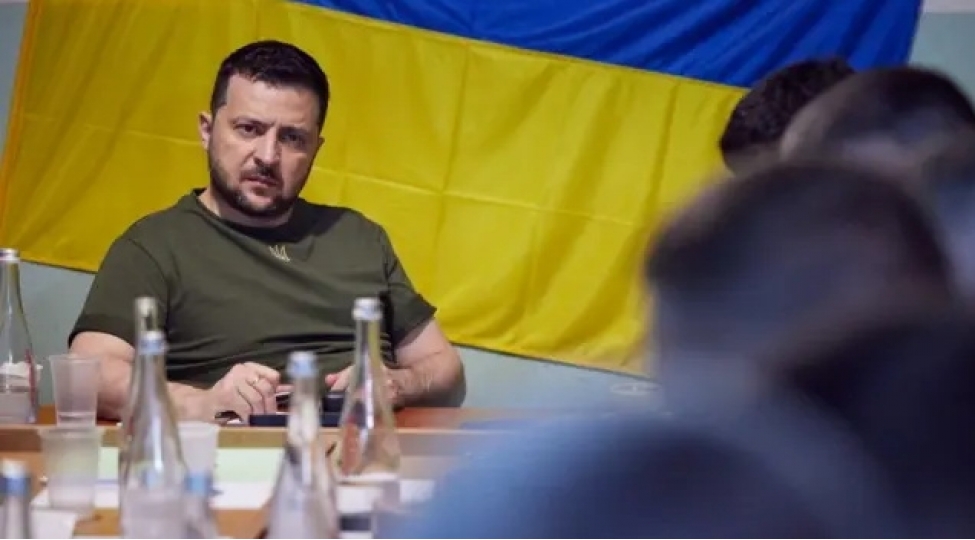 ukrayna-qht-leri-zelenskini-referendumdan-chekinmeye-chagirir